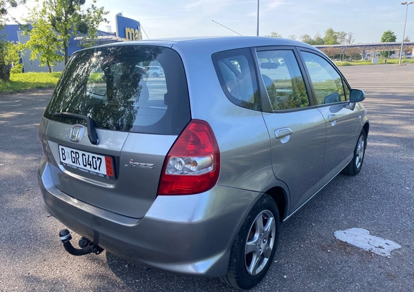 Honda Jazz cena 12999 przebieg: 139500, rok produkcji 2008 z Węgrów małe 407